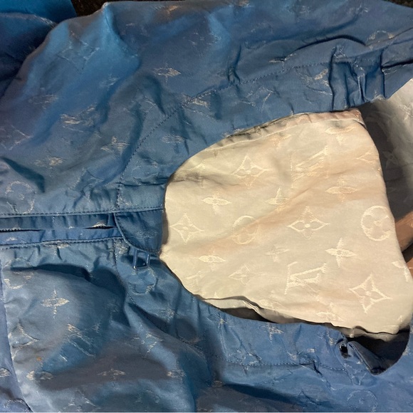 Louis Vuitton Monogram Cloud Windbreaker Jacket Blue - Picture 12 of 13